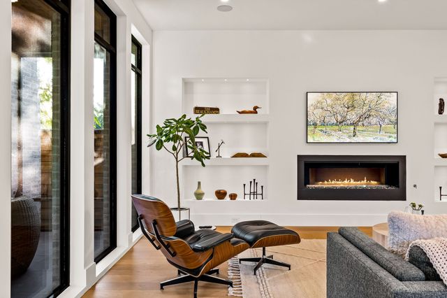 5230 Richard Avenue, Dallas, TX 75206