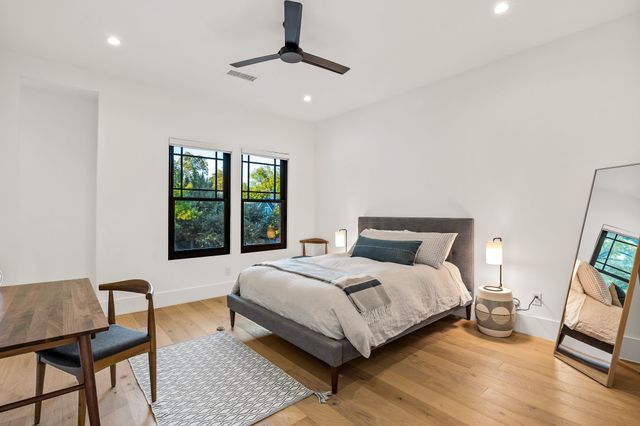 5230 Richard Avenue, Dallas, TX 75206