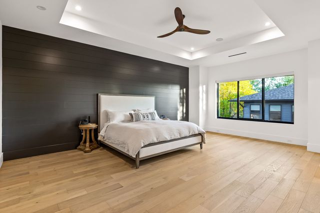 5230 Richard Avenue, Dallas, TX 75206