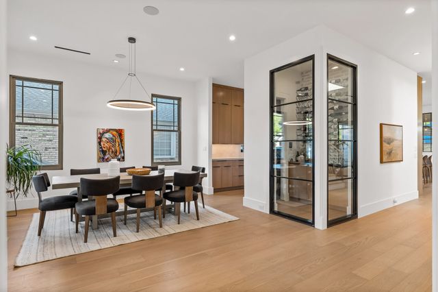 5230 Richard Avenue, Dallas, TX 75206