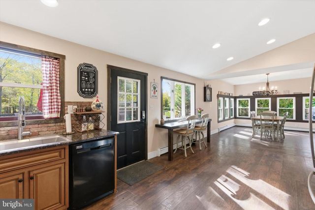 133 GIFFORD TOWN LN, Little Egg Harbor Twp, NJ 08087