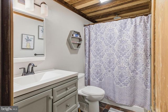 133 GIFFORD TOWN LN, Little Egg Harbor Twp, NJ 08087