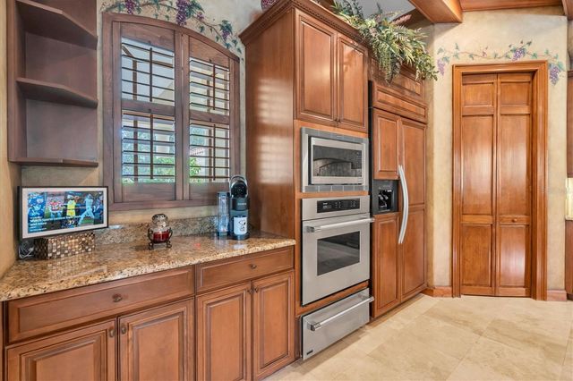 2861 ROEHAMPTON CLOSE, Tarpon Springs, FL 34688