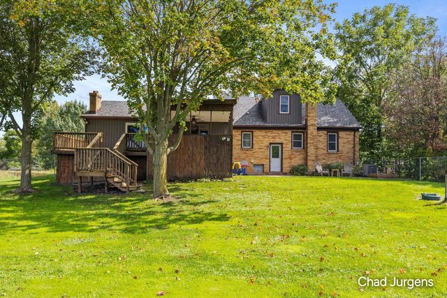 9379 Kalamazoo Avenue Se, Gaines Twp, MI 49316