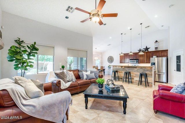 2298 E EBONY Drive, Chandler, AZ 85286