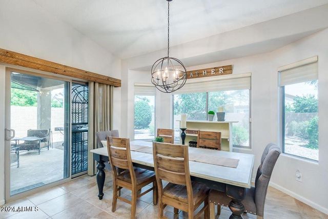 2298 E EBONY Drive, Chandler, AZ 85286