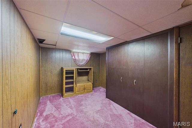 1560 Starling Drive, Florissant, MO 63031