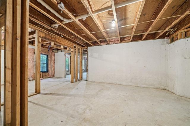 1021 Litherland SE Court, Atlanta, GA 30354