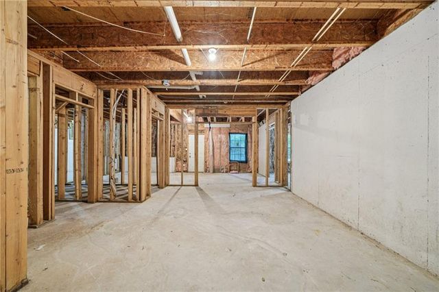 1021 Litherland SE Court, Atlanta, GA 30354