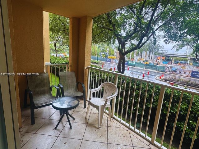 19555 E Country Club Dr 8206, Aventura, FL 33180