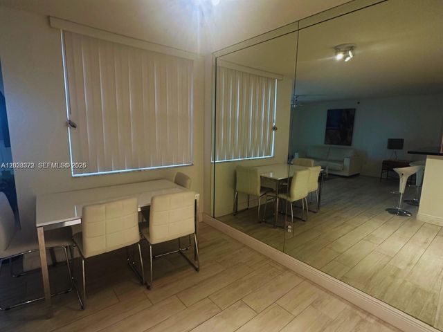 19555 E Country Club Dr 8206, Aventura, FL 33180