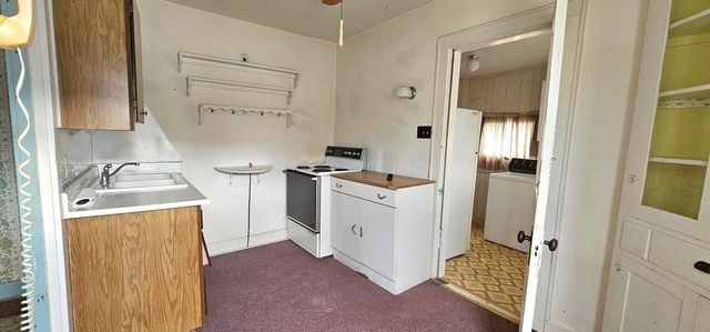 712 N Mt Pleasant Avenue, Lancaster, OH 43130