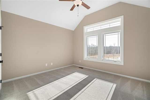 6922 NE 102nd Street, Kansas City, MO 64156