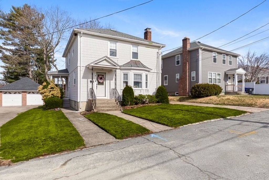 8 Turcone Street, North Providence, RI 02911