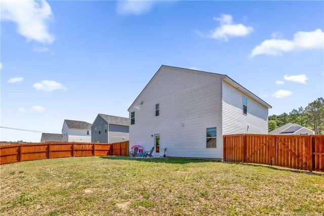 156 Chinook Lane, Raeford, NC 28376