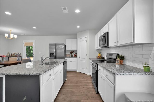 156 Chinook Lane, Raeford, NC 28376