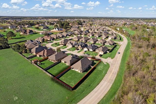 19003 Minero Lane, Montgomery, TX 77356