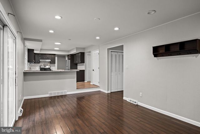 3264 SWAN DR, Vineland, NJ 08361
