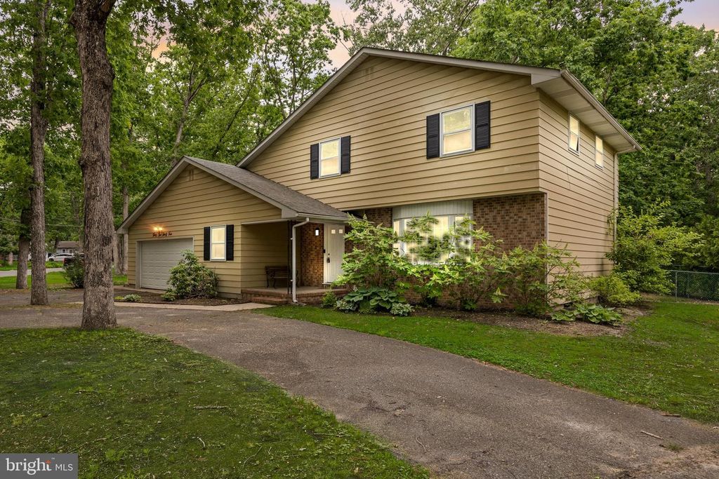 3264 SWAN DR, Vineland, NJ 08361