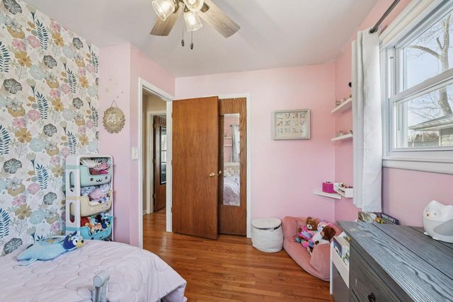 3834 S 54th STREET, Milwaukee, WI 53220