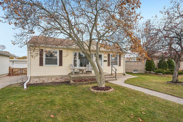 3834 S 54th STREET, Milwaukee, WI 53220