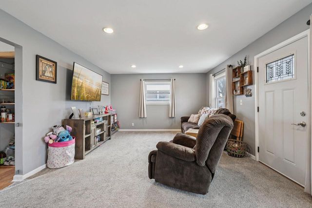 3834 S 54th STREET, Milwaukee, WI 53220