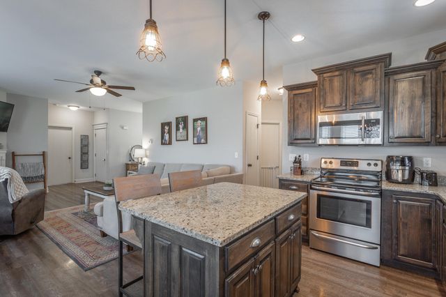 351 Franklin Circle, Fort Oglethorpe, GA 30742