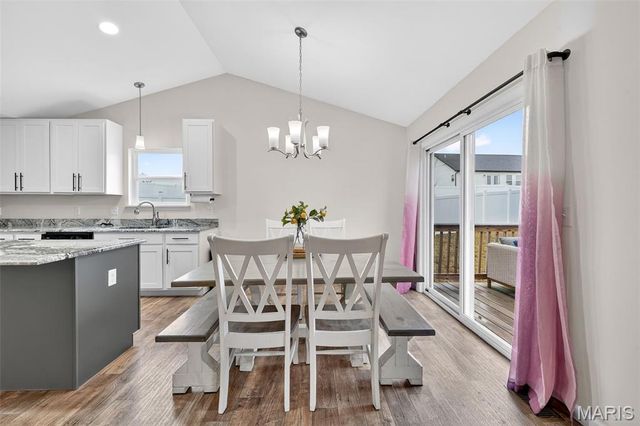 506 Hickory Knoll Drive, Troy, MO 63379