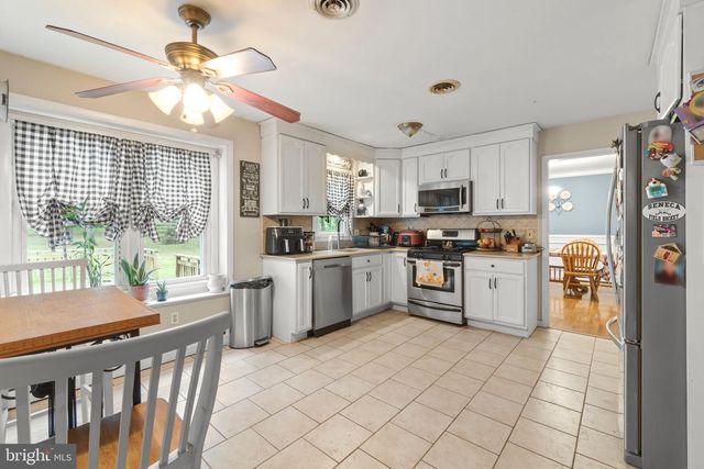 608 AVENUE D, Southampton, NJ 08088