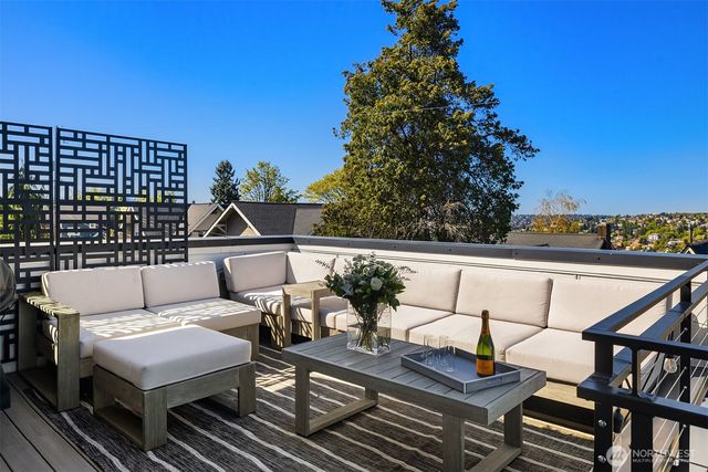 426 Wheeler Street, Seattle, WA 98109