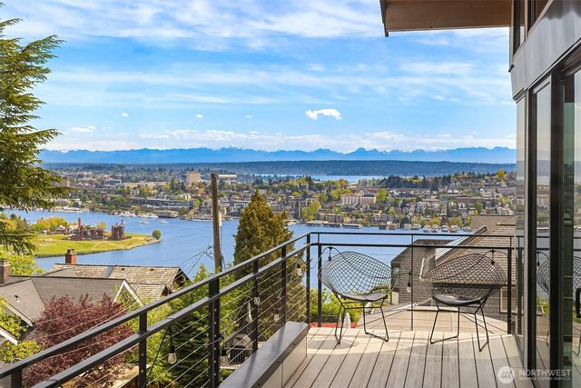 426 Wheeler Street, Seattle, WA 98109