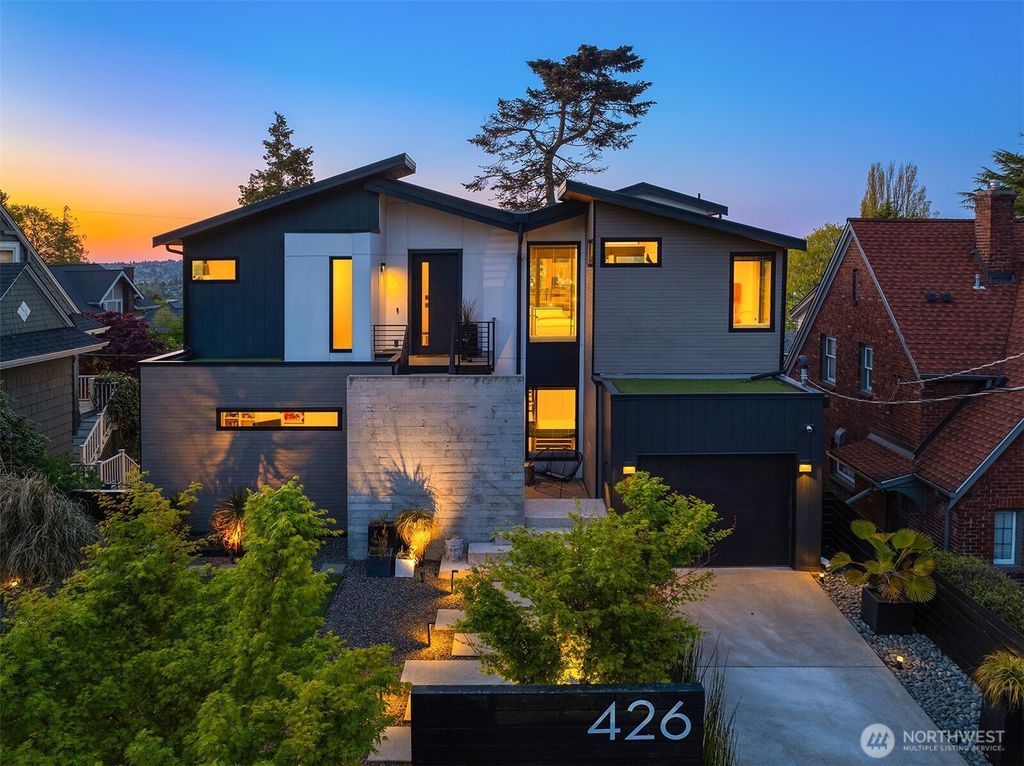 426 Wheeler Street, Seattle, WA 98109