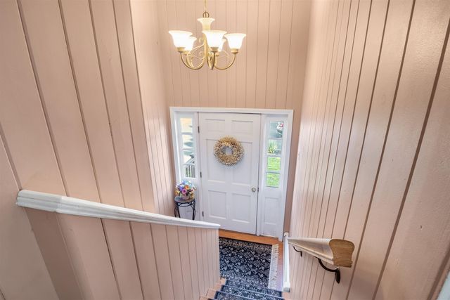 77 Knox Marsh Road, Dover, NH 03820