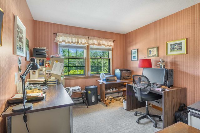 77 Knox Marsh Road, Dover, NH 03820