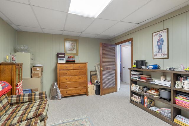77 Knox Marsh Road, Dover, NH 03820