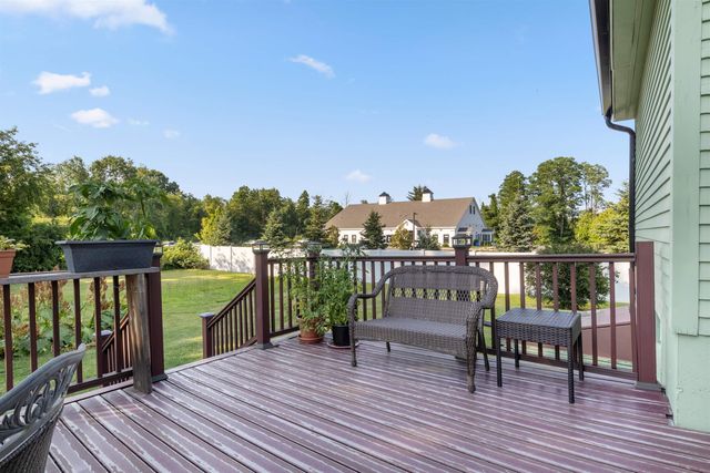 77 Knox Marsh Road, Dover, NH 03820