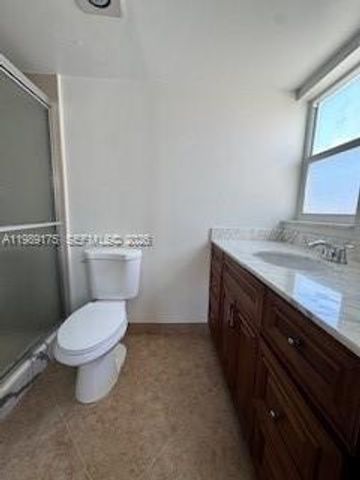 421 NE 14th Ave 401, Hallandale Beach, FL 33009