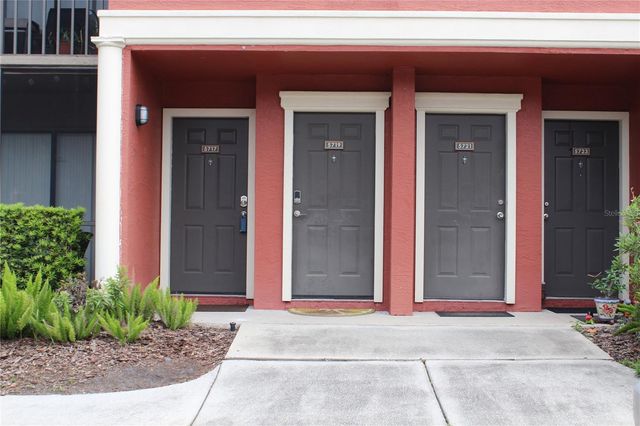 5717 BAYWATER DRIVE, Tampa, FL 33615