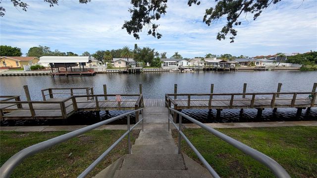 5717 BAYWATER DRIVE, Tampa, FL 33615