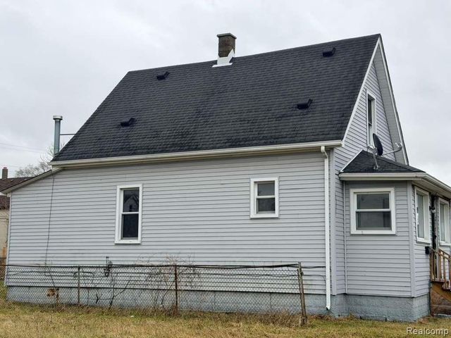 11756 Dyar Street, Hamtramck, MI 48212