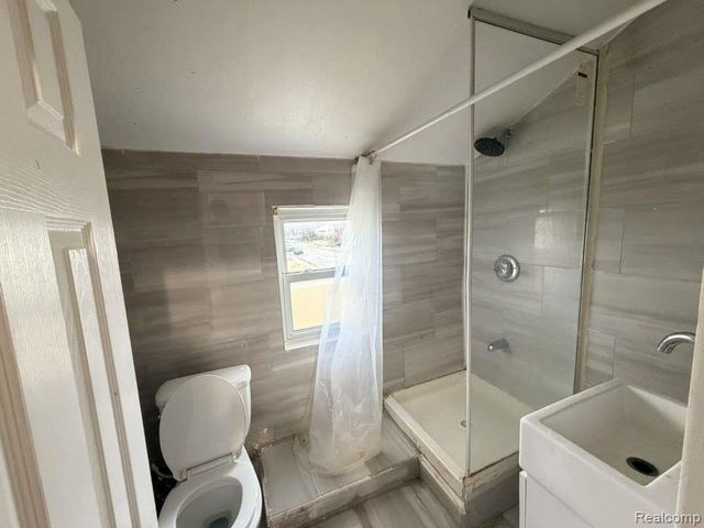 11756 Dyar Street, Hamtramck, MI 48212