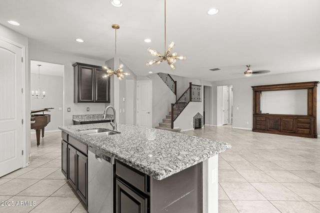 18740 W SAN JUAN Avenue, Litchfield Park, AZ 85340