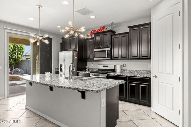 18740 W SAN JUAN Avenue, Litchfield Park, AZ 85340