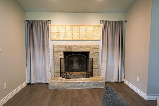 4810 Park Avenue, Dickinson, TX 77539