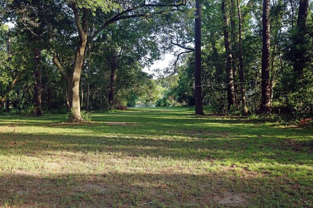 4810 Park Avenue, Dickinson, TX 77539