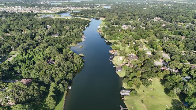 4810 Park Avenue, Dickinson, TX 77539