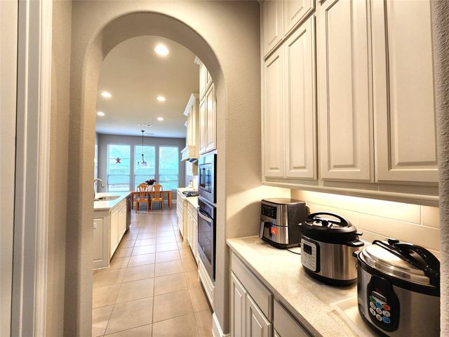 7163 Split Rein Road, Frisco, TX 75036