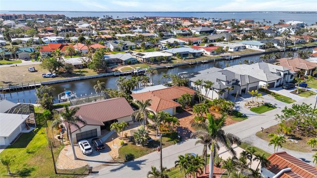 2284 PALM TREE DRIVE, Punta Gorda, FL 33950