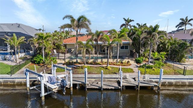 2284 PALM TREE DRIVE, Punta Gorda, FL 33950