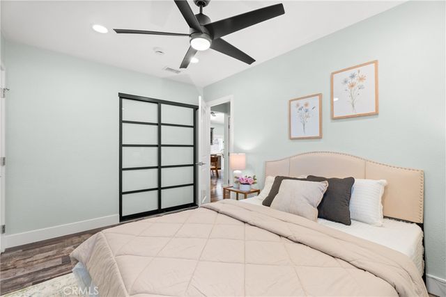 9662 Woodlawn Drive, Huntington Beach, CA 92646